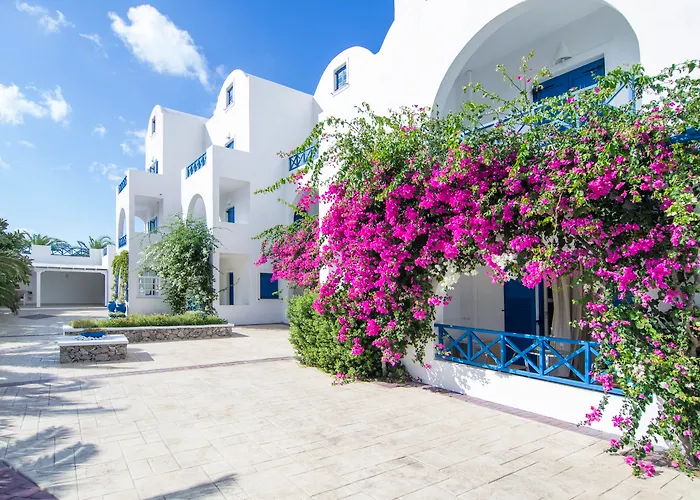 Margarenia Apartahotel