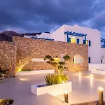 Margarenia Apartahotel Perissa (Santorini)