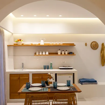 Margarenia Apartahotel Perissa (Santorini)