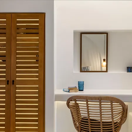 Apart-hotel Margarenia Perissa (Santorini)