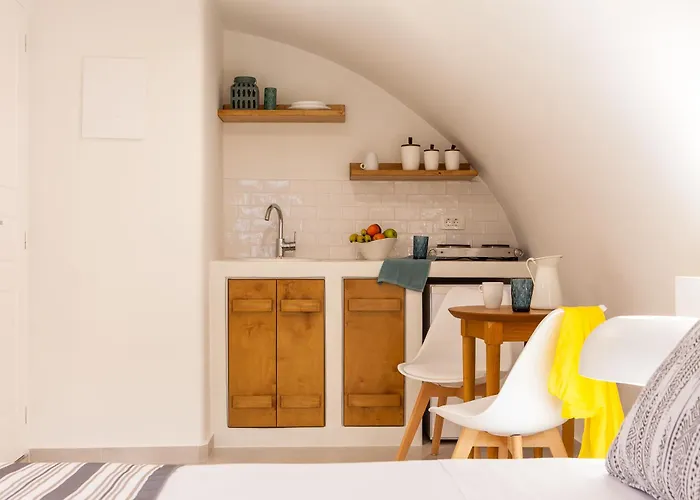 Margarenia Perissa (Santorini)