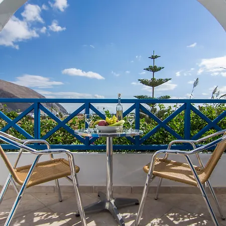 Aparthotel Margarenia Perissa (Santorini)