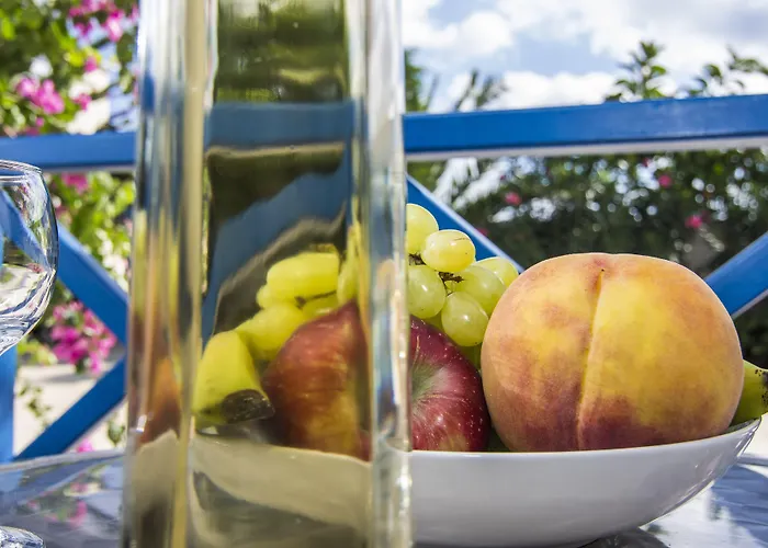 Margarenia Perissa (Santorini)